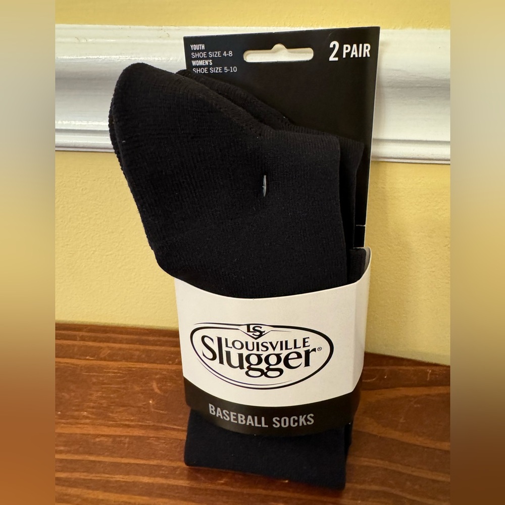 2 pair Louisville Slugger Baseball Socks Youth 4-8 or Women's 5-10 (NWT)